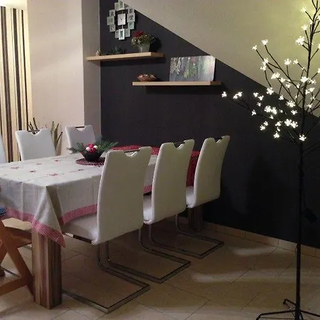 Lägenhet Fewo-am-eichenberg *